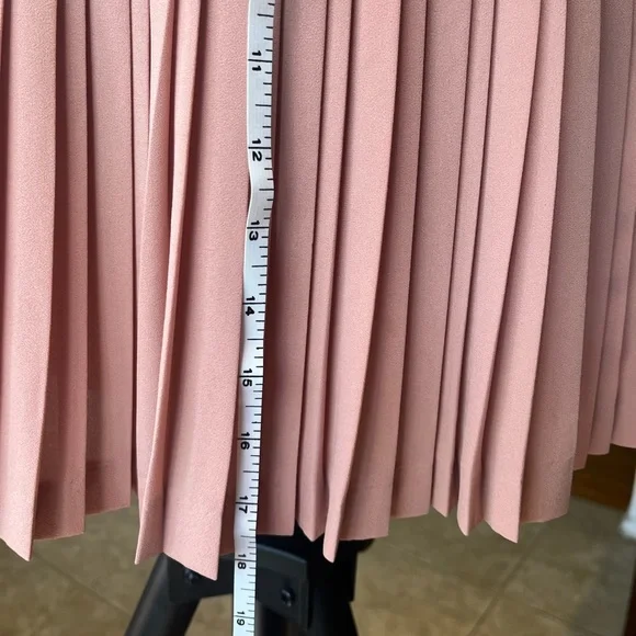 J Crew pleated skirt. - Picture 5 of 7